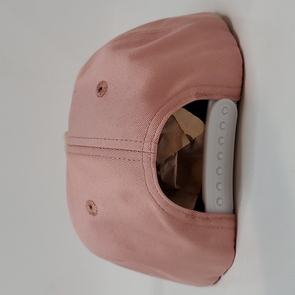 Free & Easy Adult Unisex Two Tone Pink Ivory Snapback Cap Hat - Picture 5 of 9